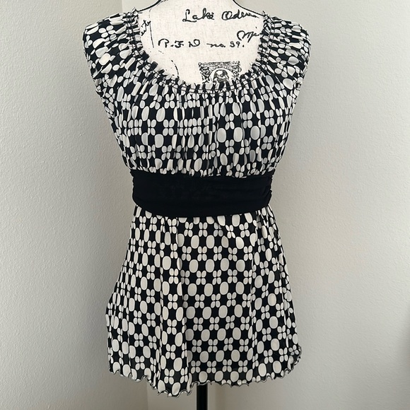 Max Studio Tops - Max Studio Black/White Top